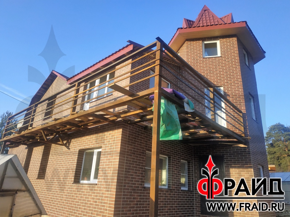 Реконструкция кирпично - блочно - каркасного дома с применением термопанелей Фрайд Премиум с клинкером CERRAD Gladka Country Wisnia.