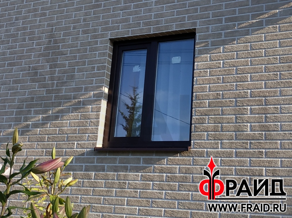 Термопанели Фрайд Премиум с клинкером Cerrad Loft Brick salt на каркасном, дачном доме.