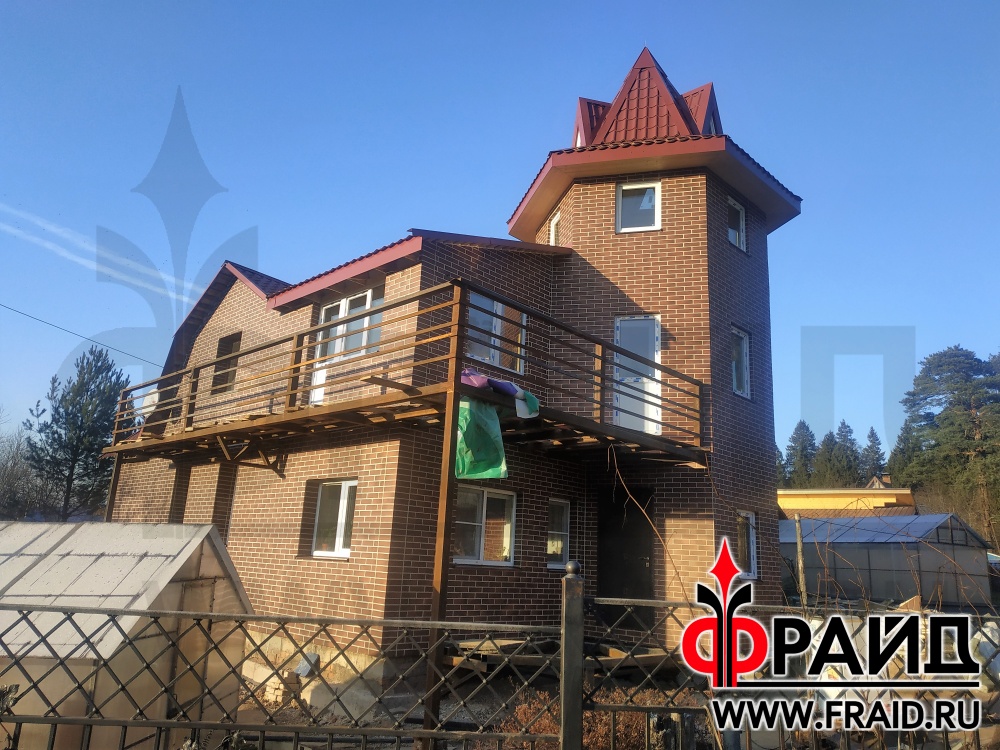 Реконструкция кирпично - блочно - каркасного дома с применением термопанелей Фрайд Премиум с клинкером CERRAD Gladka Country Wisnia.