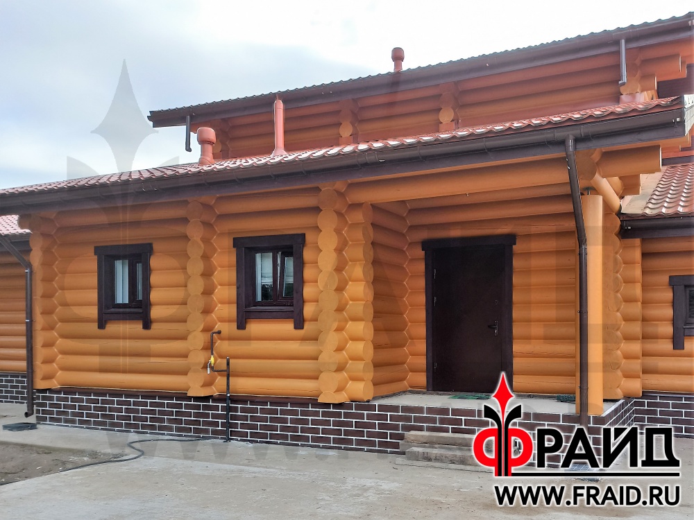 Отделка бетонного цоколя термопанелями Фрайд Премиум с клинкерной ...