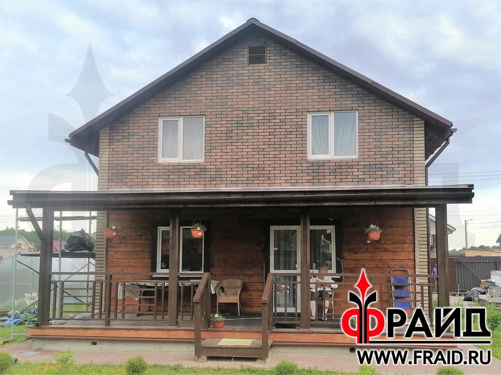 Дом - каркас. Термопанели Фрайд Эконом Стандарт с клинкерной плиткой Cerrad Loft Brick Cardamon, на углах Loft Brick Salt.
