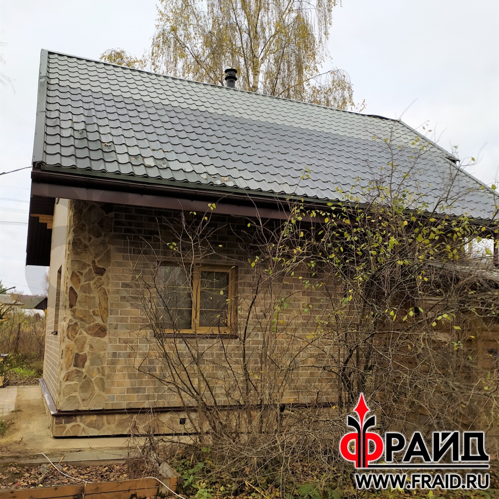 Дом из бруса утепляем термопанелями Фрайд Премиум с натуральным камнем - песчаник желтосерый и с керамогранитом Kerama Marazzi сланец бежевый.