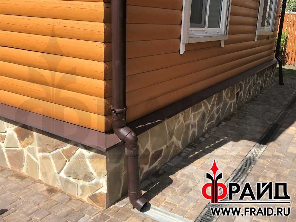 Бетонный цоколь - отделка термопанелями Фрайд Премиум с натуральным ...