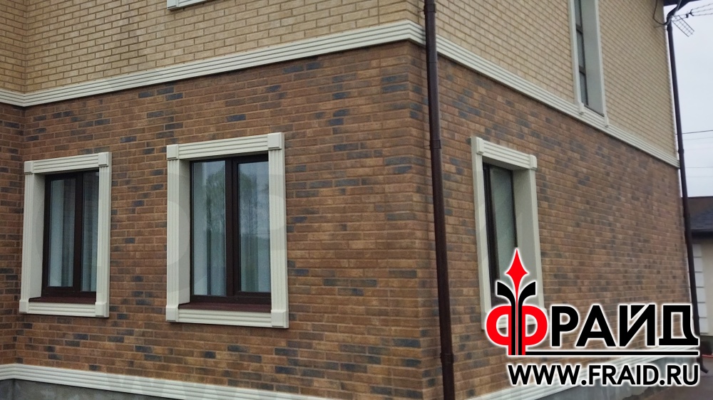 Фрайд Плюс с клинкерной плиткой Cerrad Loft Brick Cardamon, Loft Brick Salt, Фрайд Декор. Утепление и облицовка дома из газосиликата.